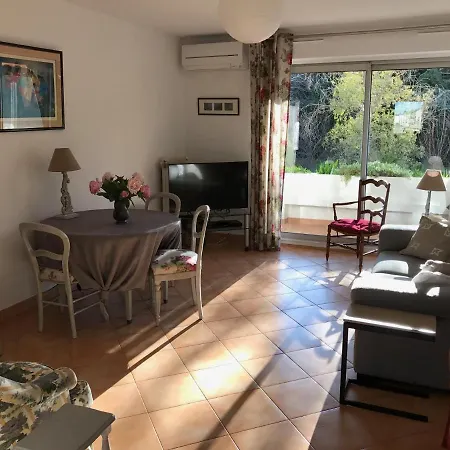 Les Collines D'estanove, Charming, Bright, Calm Place With Pool * Montpellier