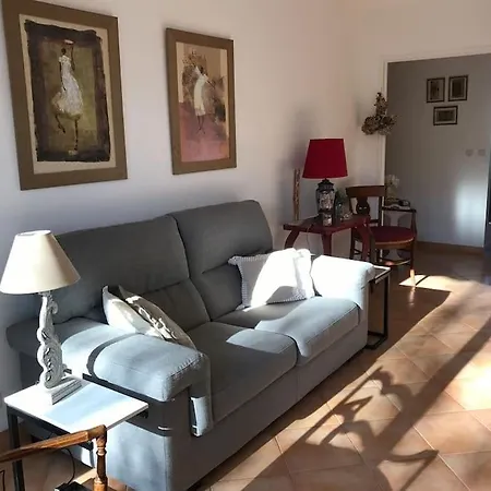 Les Collines D'estanove, Charming, Bright, Calm Place With Pool * Montpellier